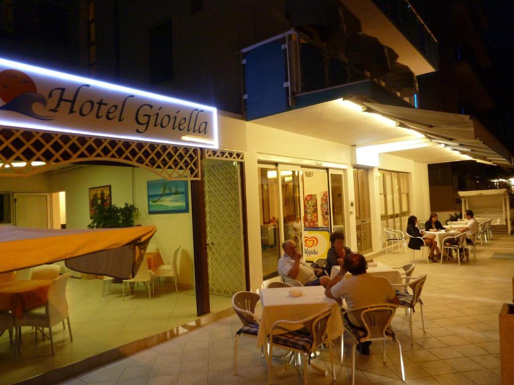 Hotel Gioiella Rimini Ngoại thất bức ảnh